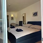 Muza Hotel 3*