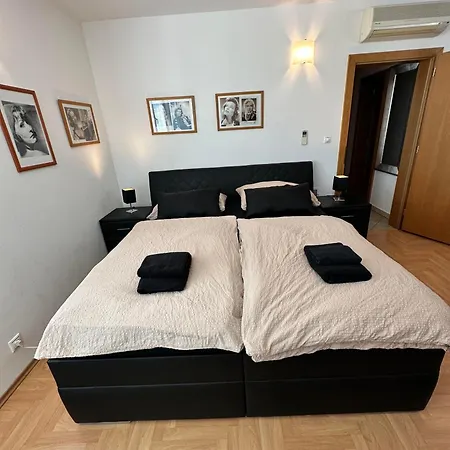Muza Szálloda 3*